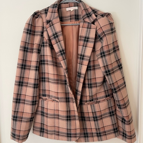 Pink blazer - Picture 2 of 3